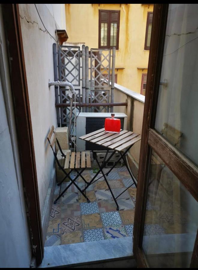 Rent House A Casa Mia Hotel Palermo Exterior photo